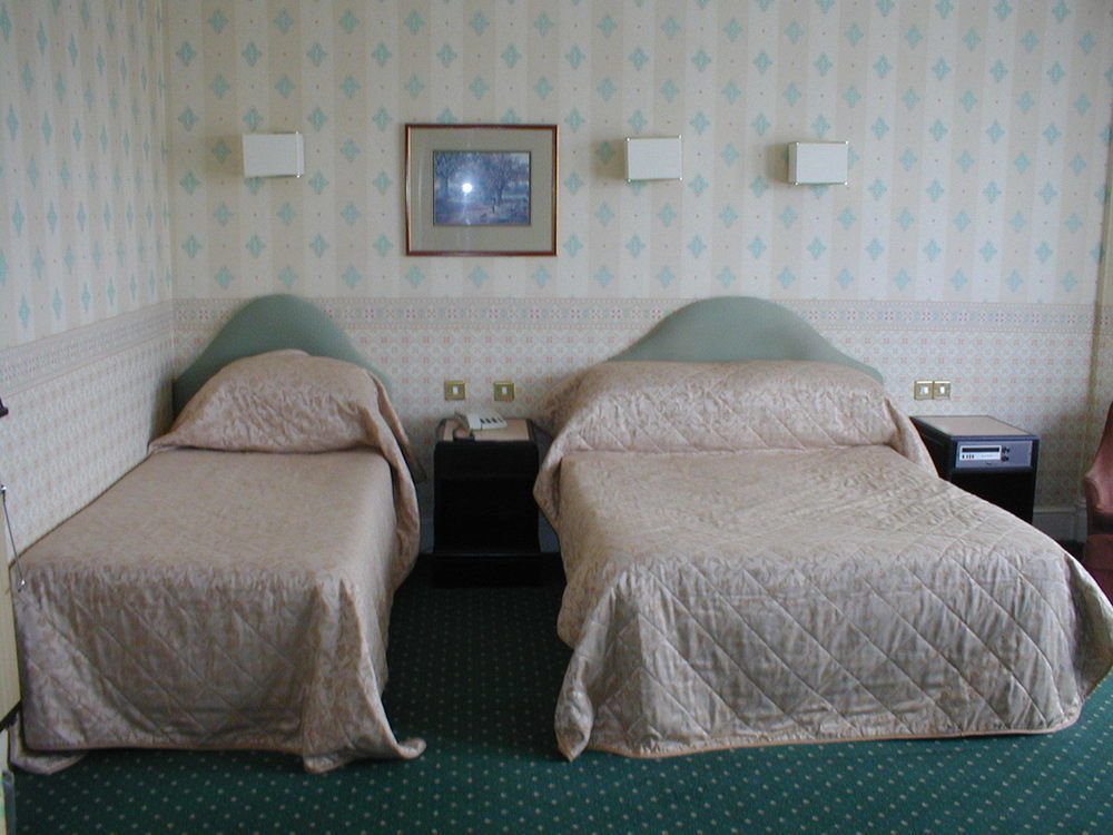Glen Usk Hotel Llandrindod Wells Luaran gambar